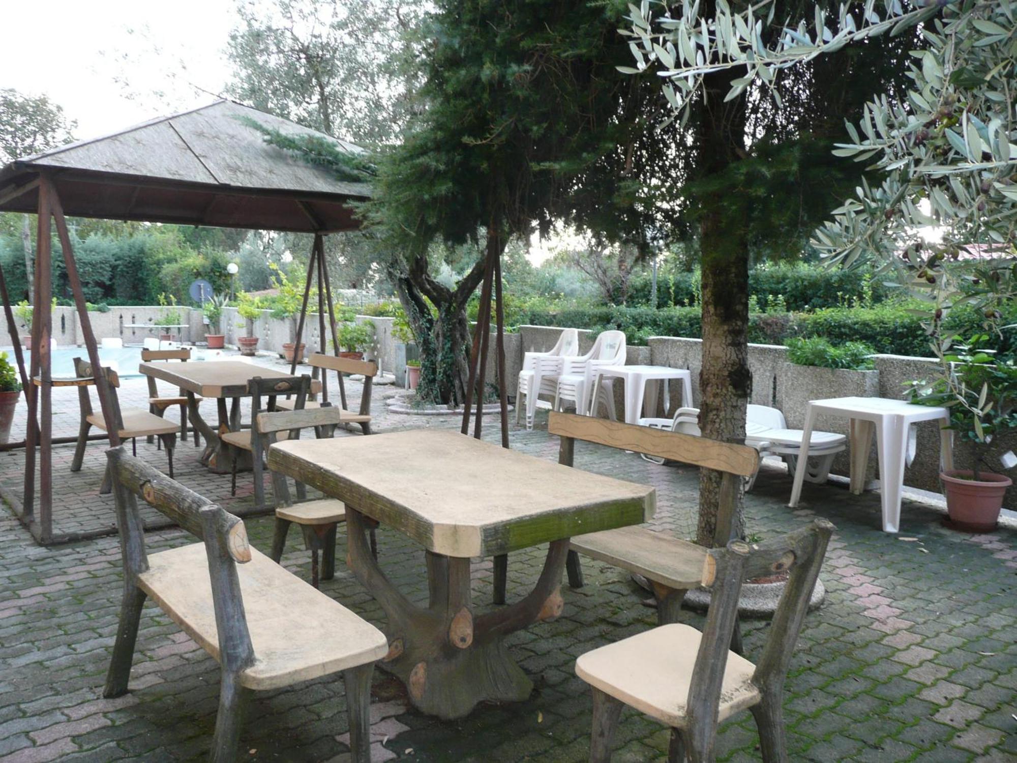 Hotel Darsena Passignano sul Trasimeno Kültér fotó
